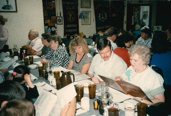 UNCLE WILLARD LARSON 70TH BIRTHDAY 1990
