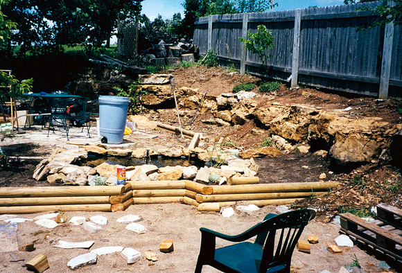 BACKYARD 7100 SUMMIT COURT 1 1998