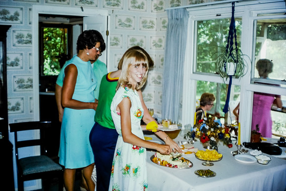 GWEN WEDDING SHOWER B 1977