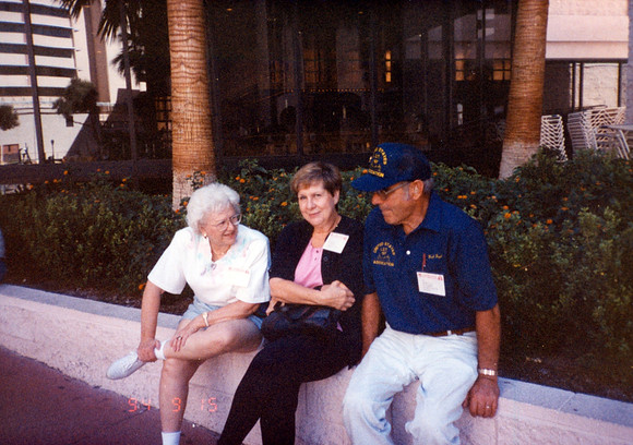 DON LARSON LST WWII REUNION 3 1994