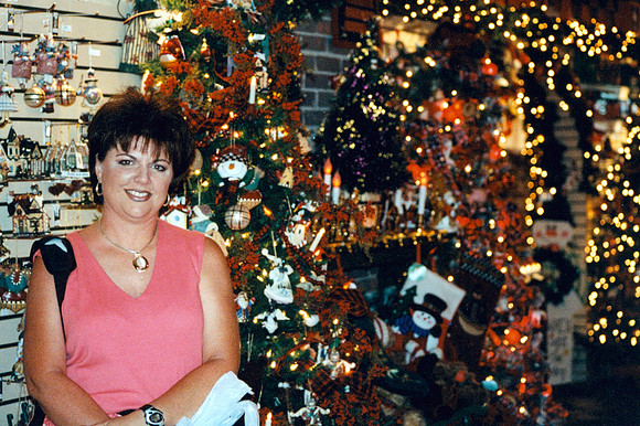 GWEN PORT JEFFERSON NY 2001