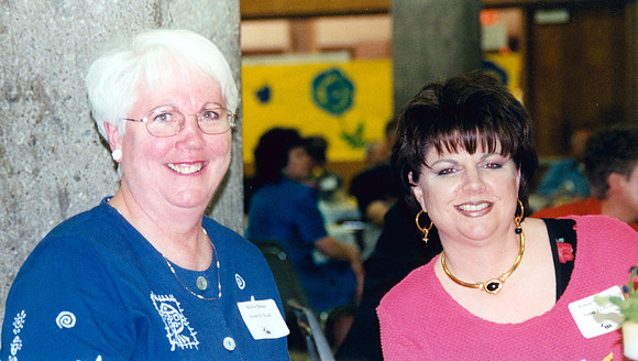 GWEN AND HELEN DEBUS TEACHER OF THE YEAR AWARD 2001