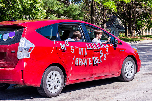 2020-05-07-EVERETT PRESCHOOL DRIVE BY MAY 2020-37