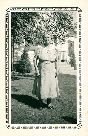 NETTIE HILL MAXINE'S GRANDMOTHER