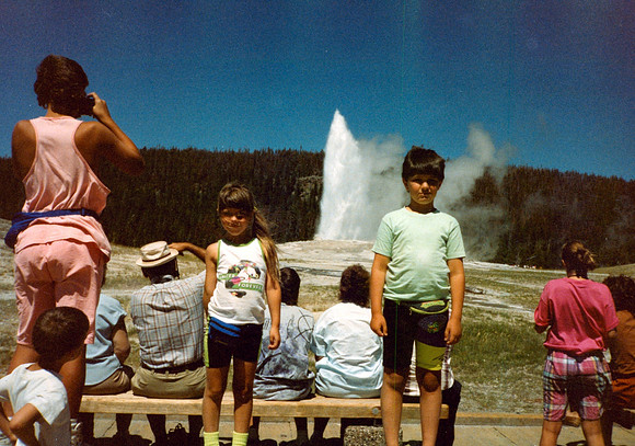 VACATION YELLOWSTONE 6 1990