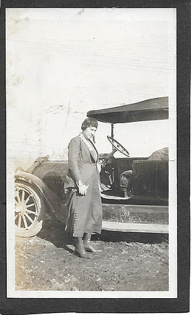 FANNIE JANE HILL AND CAR 1920s