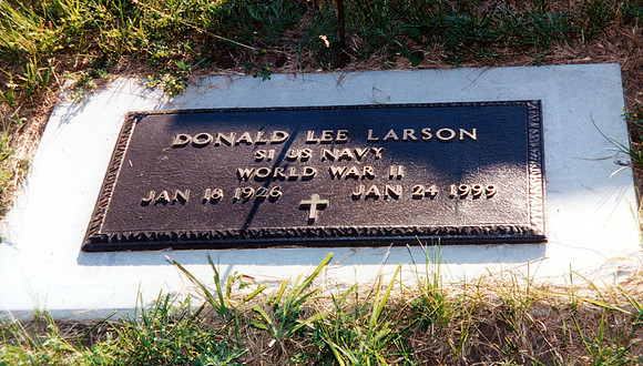 DON LARSON GRAVE 2000