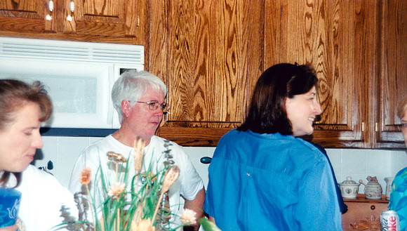 SFT GWEN FRIENDS 1 2000