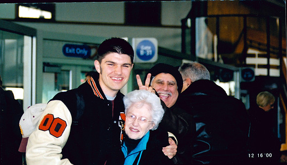 JEREMY COMING HOME FOR CHRISTMAS 2 2000
