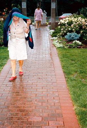 AUNT BELLA GWEN NEW YORK 2000